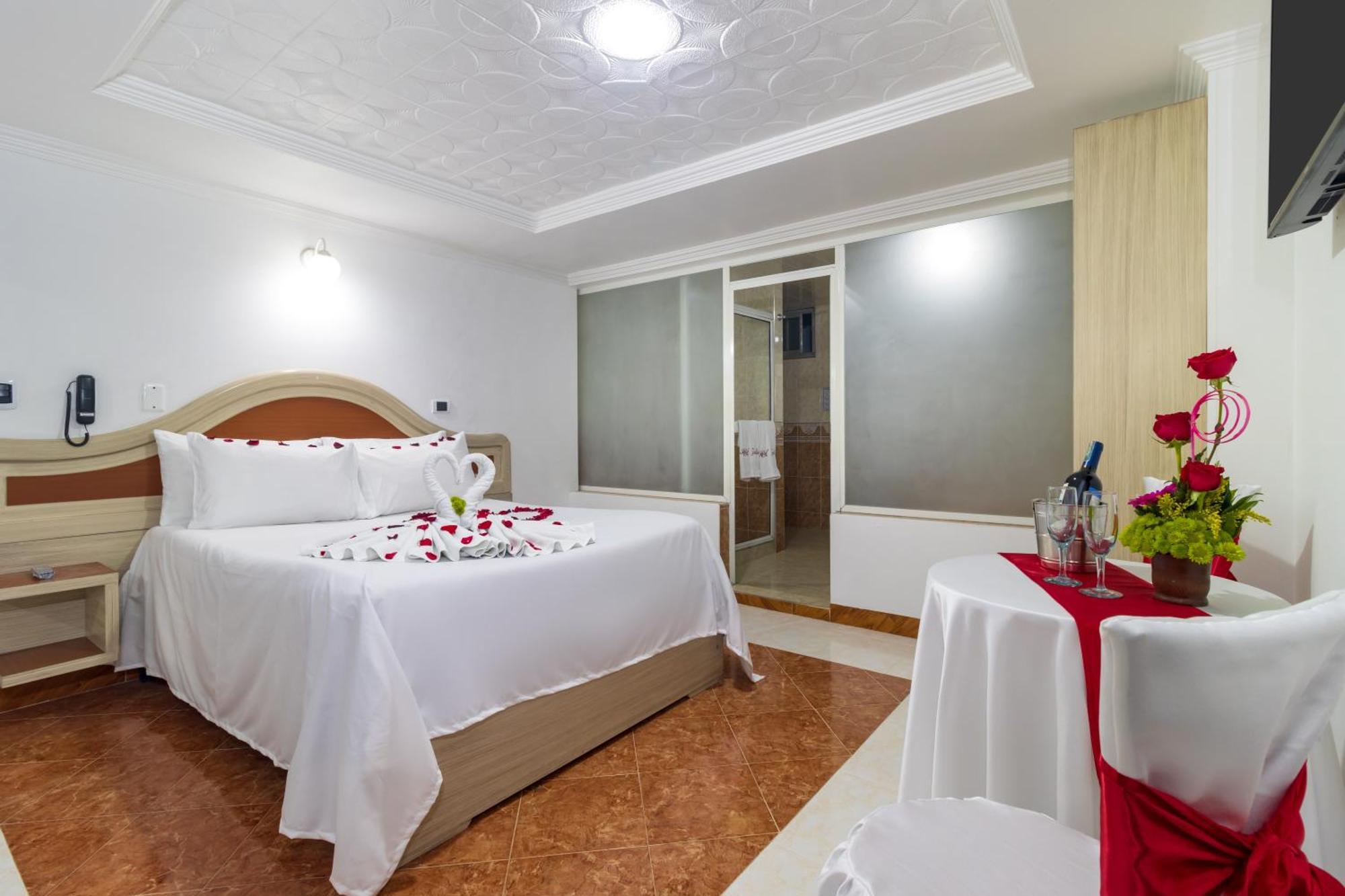 Hotel Zulita Bogota Bagian luar foto
