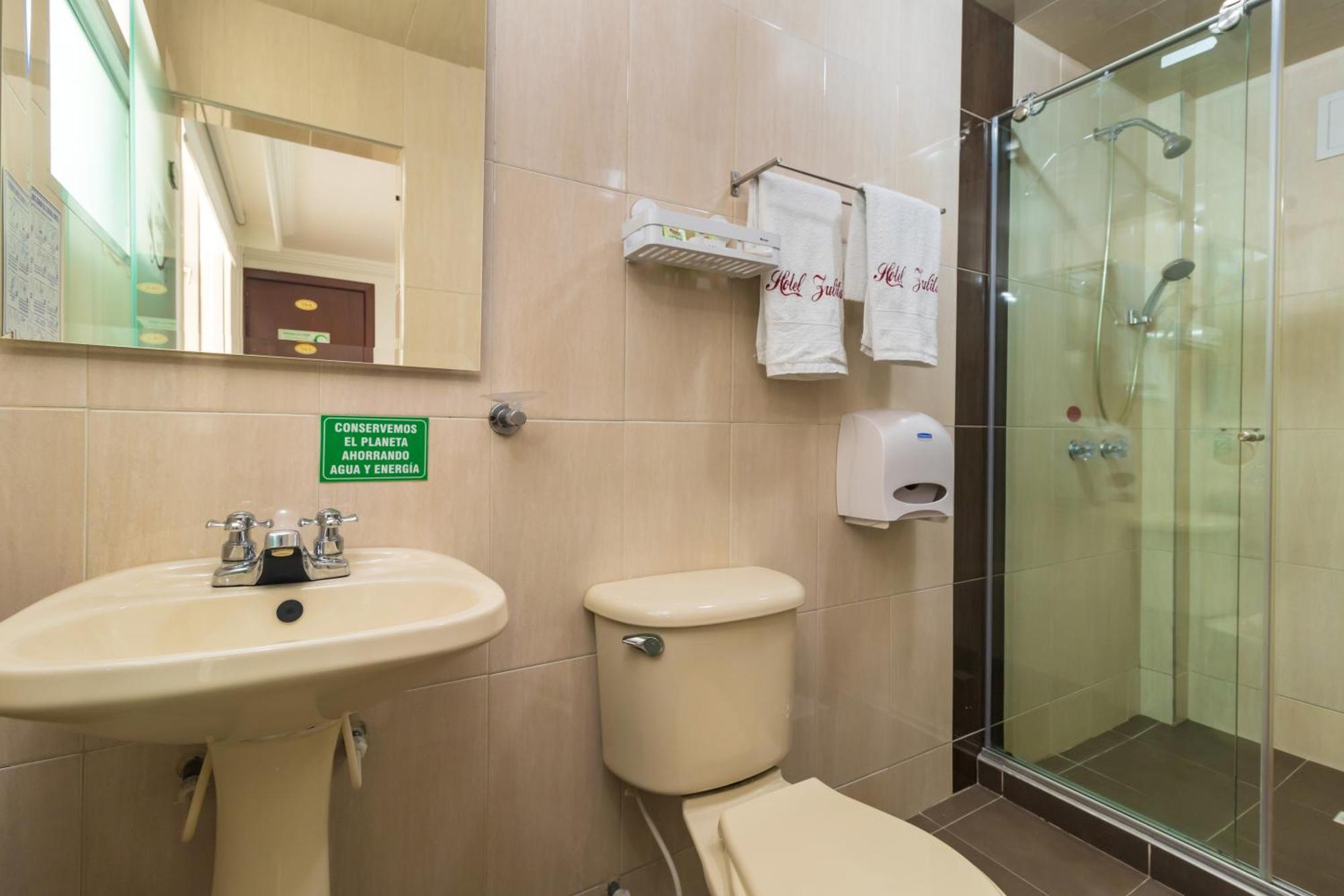 Hotel Zulita Bogota Bagian luar foto