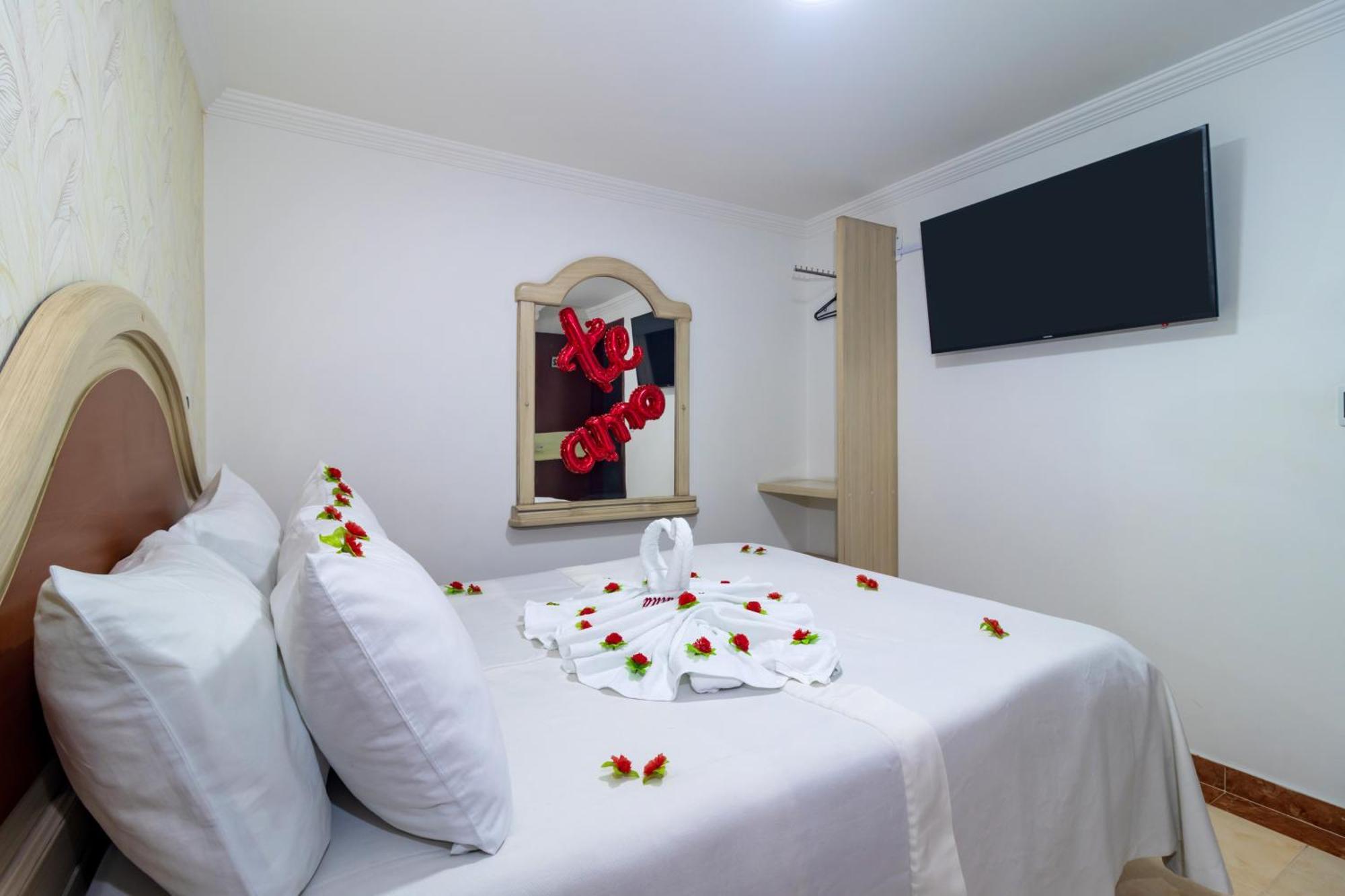 Hotel Zulita Bogota Bagian luar foto