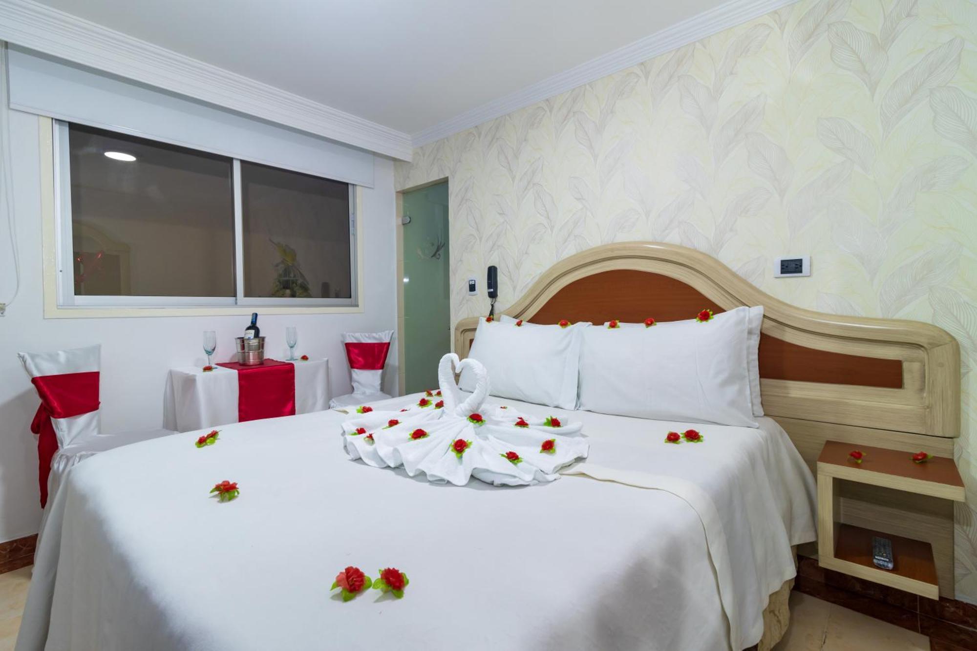 Hotel Zulita Bogota Bagian luar foto